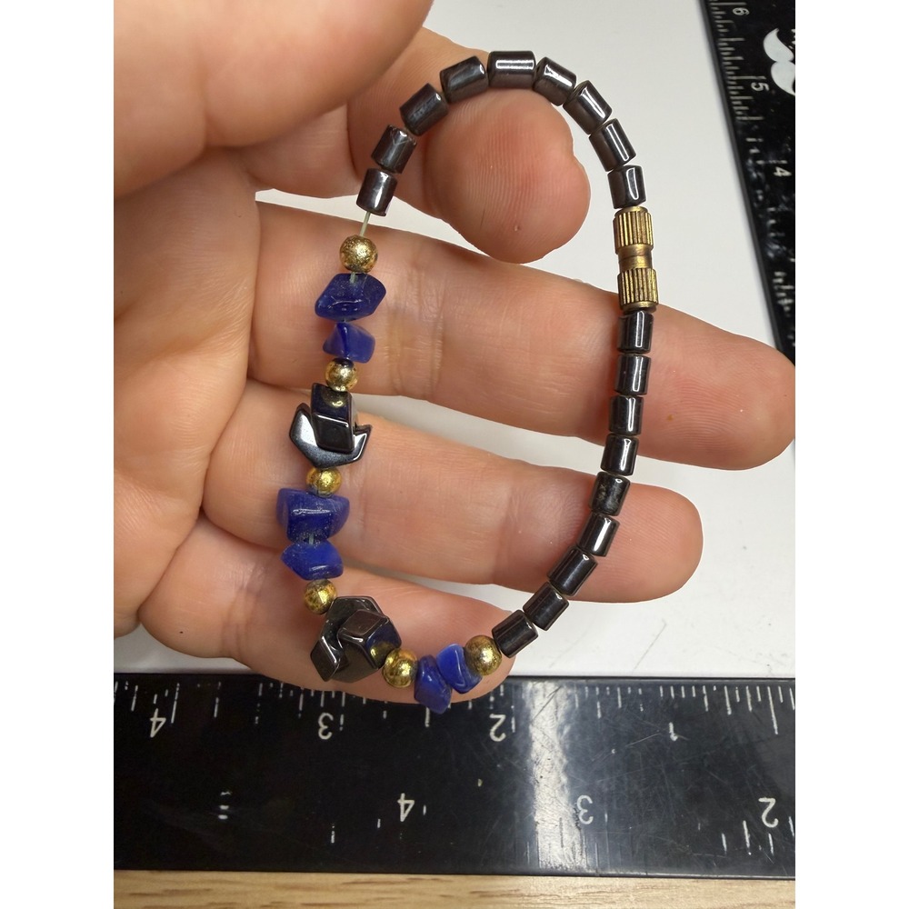 Blue Lapis Lazuli Chip Hematite Beaded Bracelet Gold Tone Accents Barrel Clasp - Picture 2 of 3